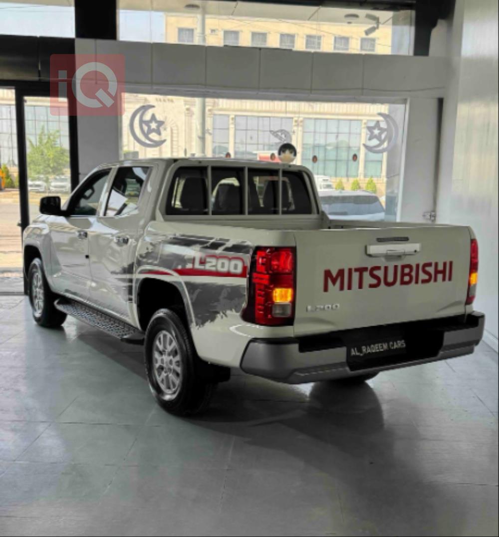ميتسوبيشي L200